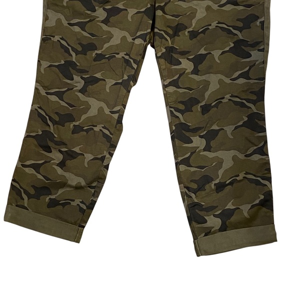 TORRID Crop Aviator Skinny Stretch Twill Mid Rise Camo Print Pants Size 22 - Picture 6 of 16